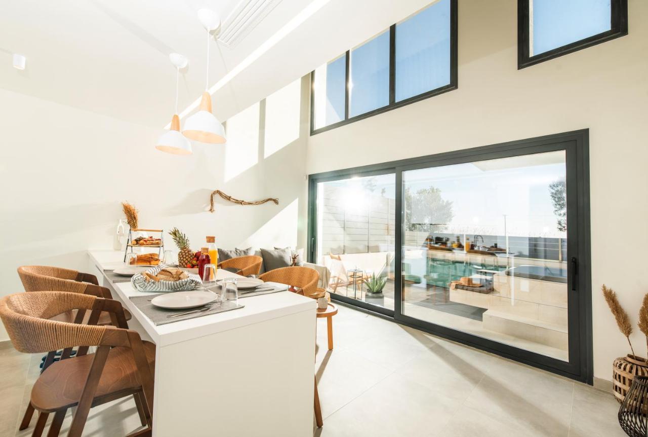 Serene Seafront Villas Nea Iraklia Zewnętrze zdjęcie